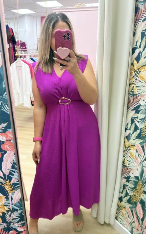 Vestido broche dorado
