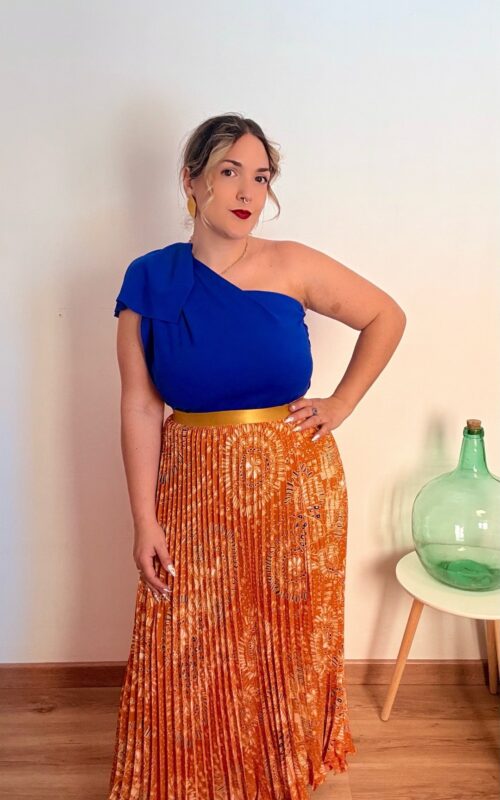 Falda plisada naranja
