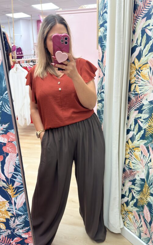 Blusa vuelo botones madera teja