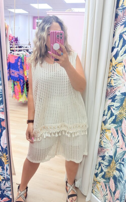 Conjunto perforado beige