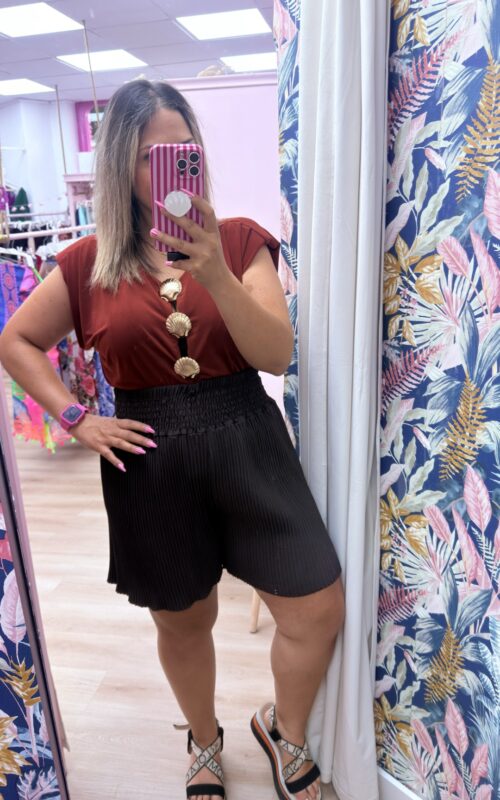 Pantalon corto plisado
