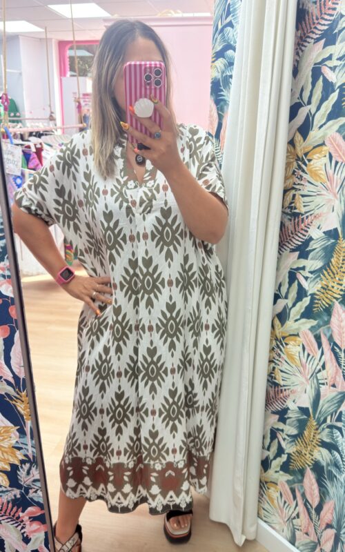 Vestido camisero ornamental verde