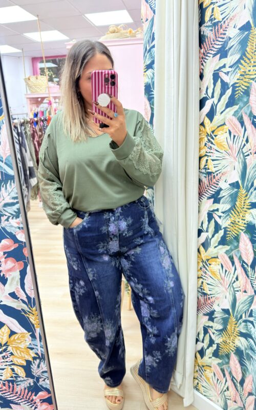 Pantalon vaquero flores
