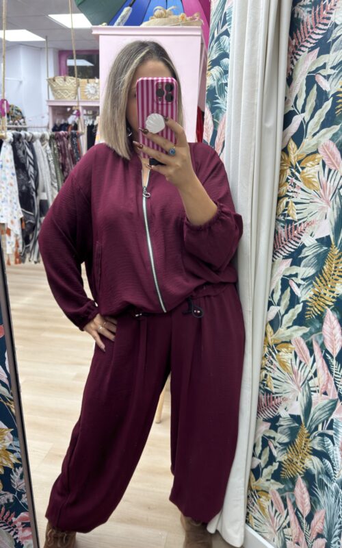 Conjunto tela cremallera granate