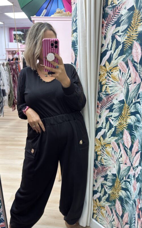 Pantalon boton dorado