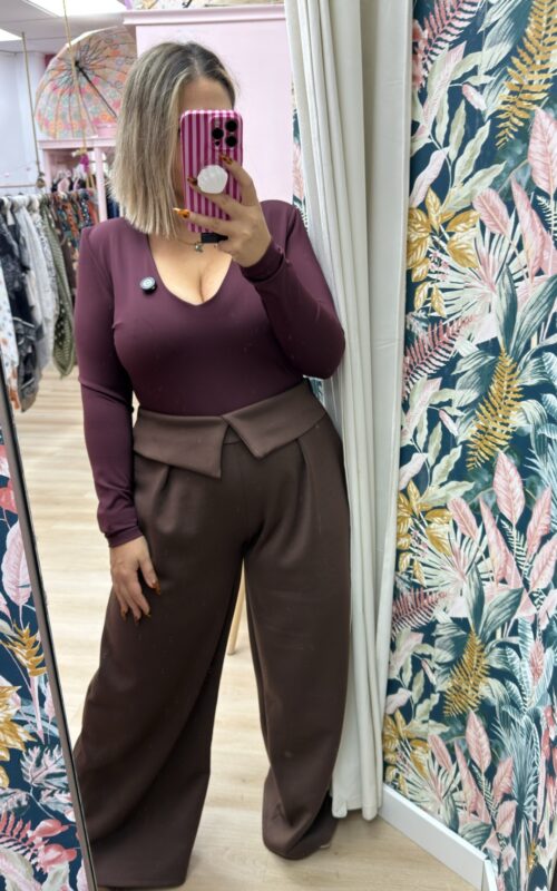 Pantalon recto solapa